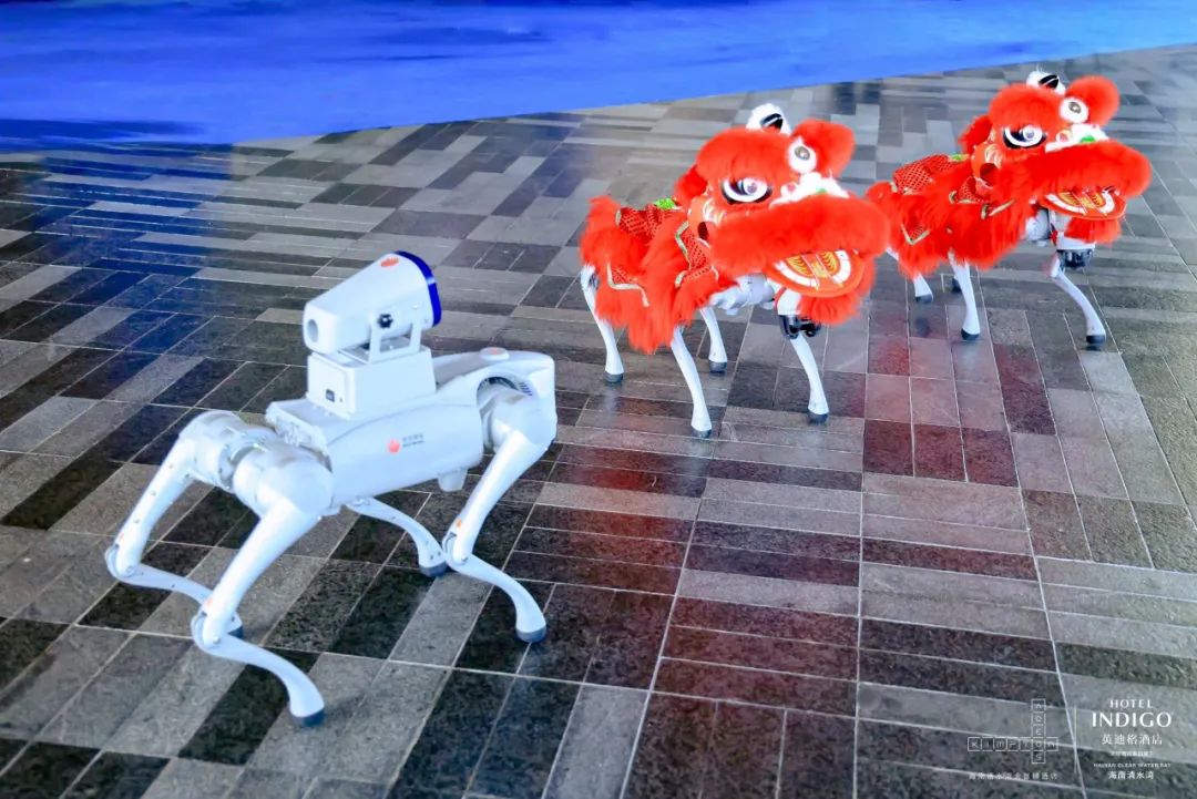 640